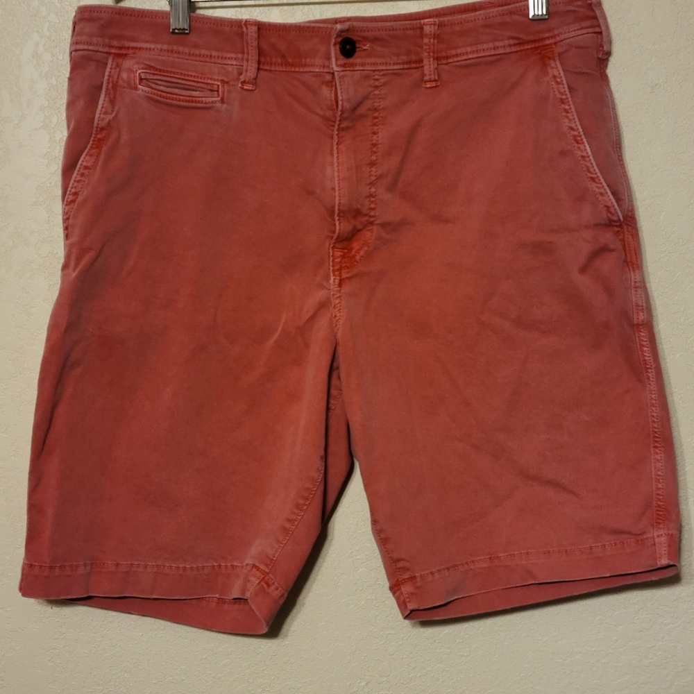 Àmerican Eagle size 36 shorts